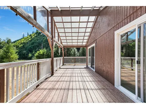 89586 Nelson Mountain Road Walton OR 97490