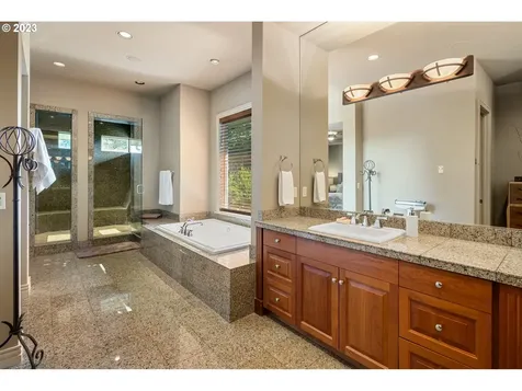 3015 Nw Lacamas Drive Camas WA 98607