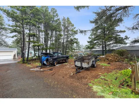 1032 SW 14th Street Lincoln City OR 97367