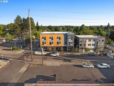 4738 SE Belmont Street Portland OR 97215
