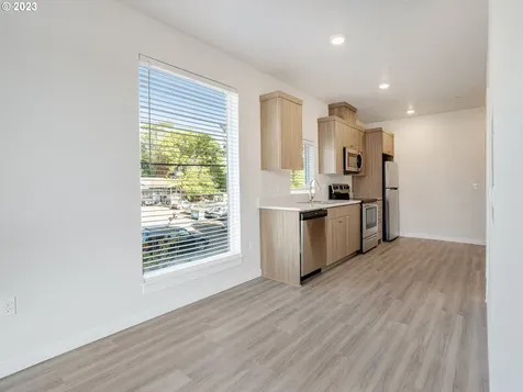 4738 SE Belmont Street Portland OR 97215