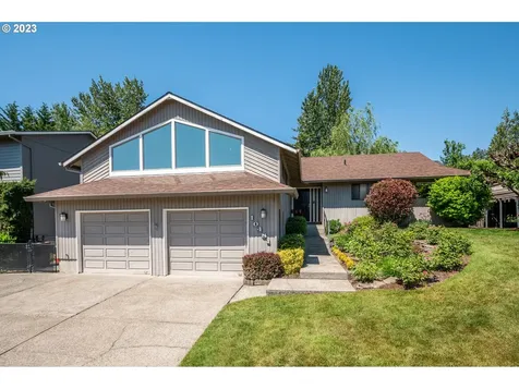 10481 Se Sweetgum Way Happy Valley OR 97086
