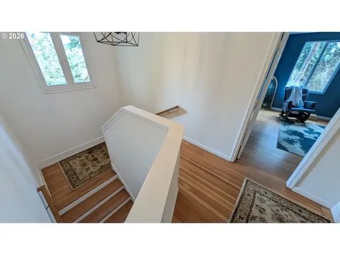 2110 E Main Street Cottage Grove OR 97424