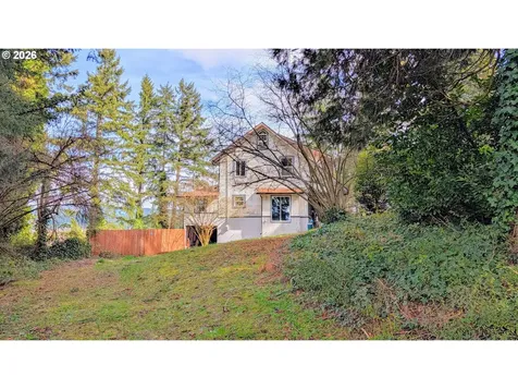 2110 E Main Street Cottage Grove OR 97424