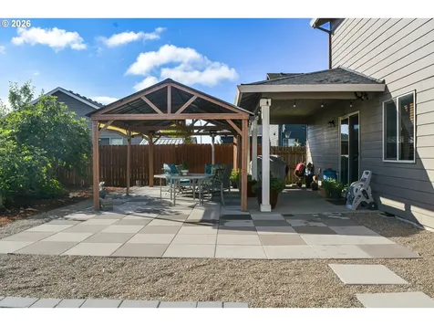 574 Prairie Street Woodburn OR 97071
