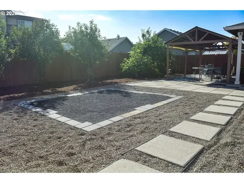574 Prairie Street Woodburn OR 97071