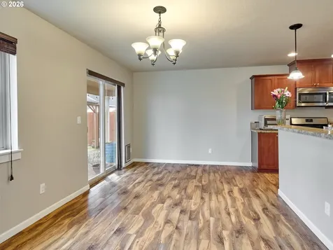 574 Prairie Street Woodburn OR 97071