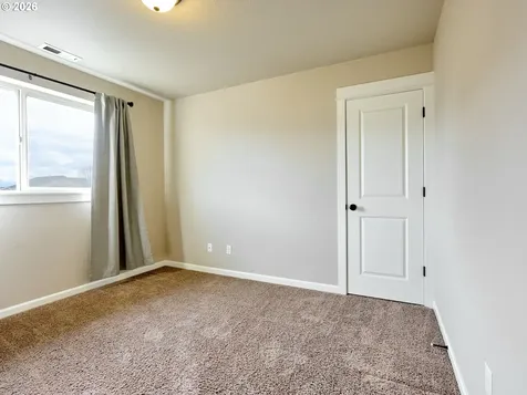 574 Prairie Street Woodburn OR 97071