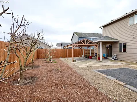 574 Prairie Street Woodburn OR 97071