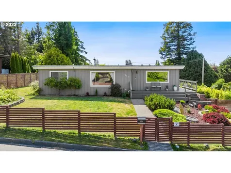 3622 Chester Street North Bend OR 97459