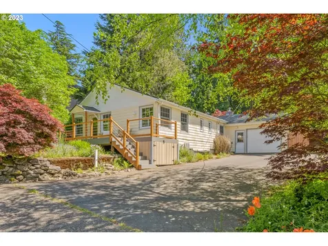 4232 SW Carson Street Portland OR 97219