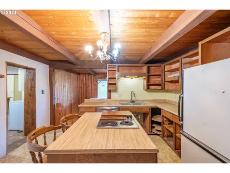 29871 Sodaville Mountain Home Road Lebanon OR 97355