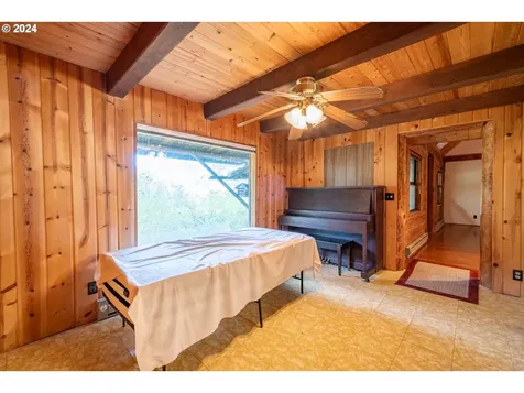 29871 Sodaville Mountain Home Road Lebanon OR 97355