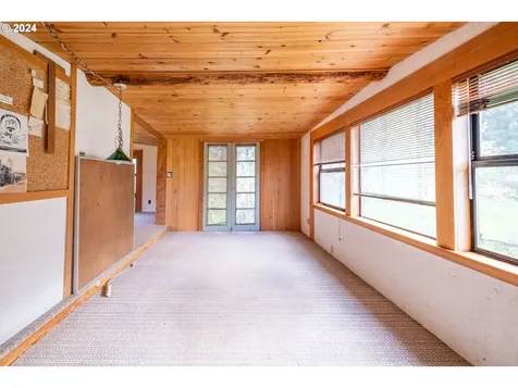 29871 Sodaville Mountain Home Road Lebanon OR 97355