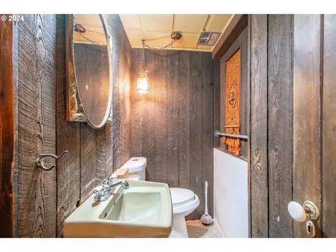 29871 Sodaville Mountain Home Road Lebanon OR 97355