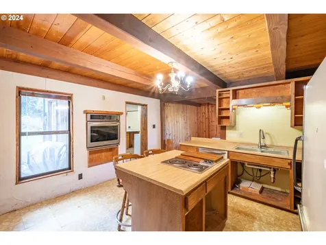 29871 Sodaville Mountain Home Road Lebanon OR 97355