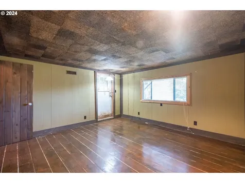 29871 Sodaville Mountain Home Road Lebanon OR 97355