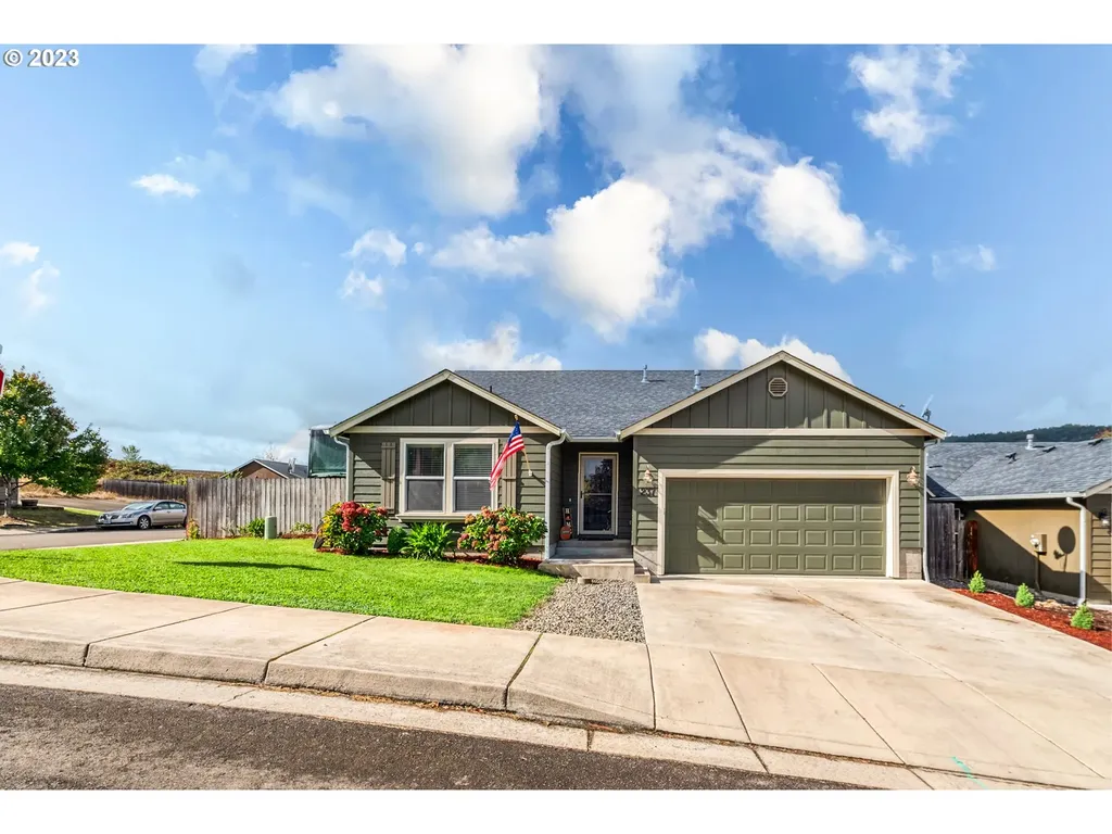 237 Rowan Street Roseburg OR 97471