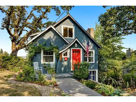 5477 Amy Street West Linn OR 97068