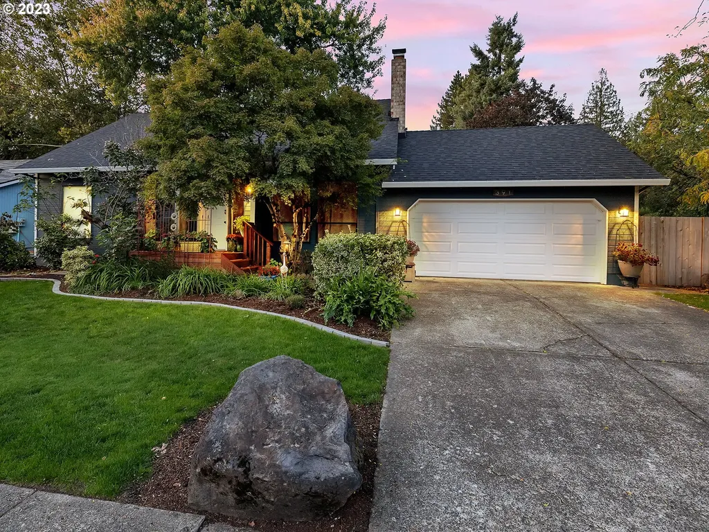 391 Nw Treglown Court Hillsboro OR 97124
