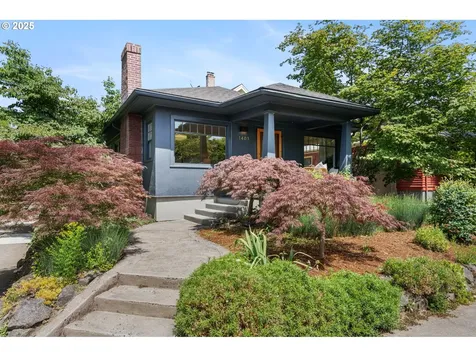 1403 SE Birch Street Portland OR 97214