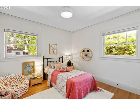 1403 SE Birch Street Portland OR 97214