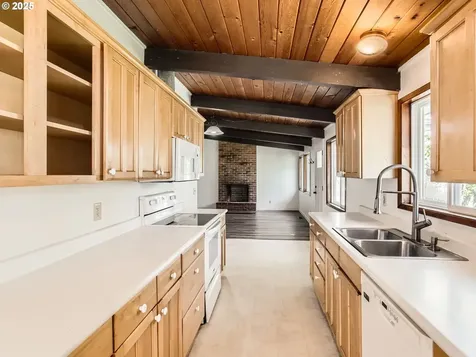 30895 SW Magnolia Avenue Wilsonville OR 97070