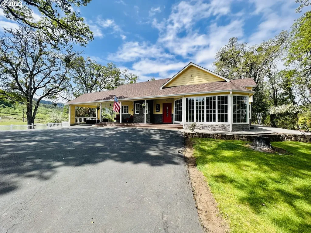 3644 Old Melrose Road Roseburg OR 97471