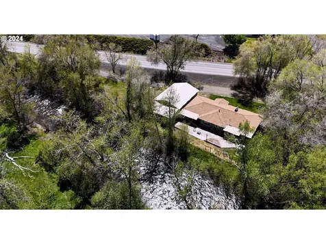 915 E Main Street John Day OR 97845