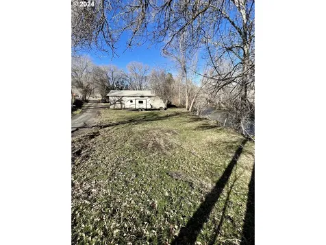 915 E Main Street John Day OR 97845
