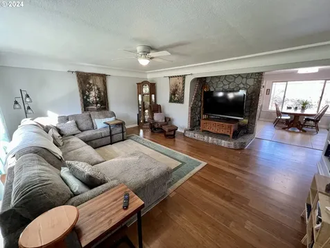915 E Main Street John Day OR 97845
