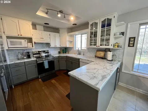 915 E Main Street John Day OR 97845