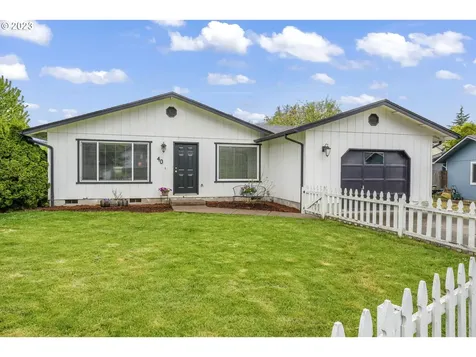 40 Davis Place Cottage Grove OR 97424