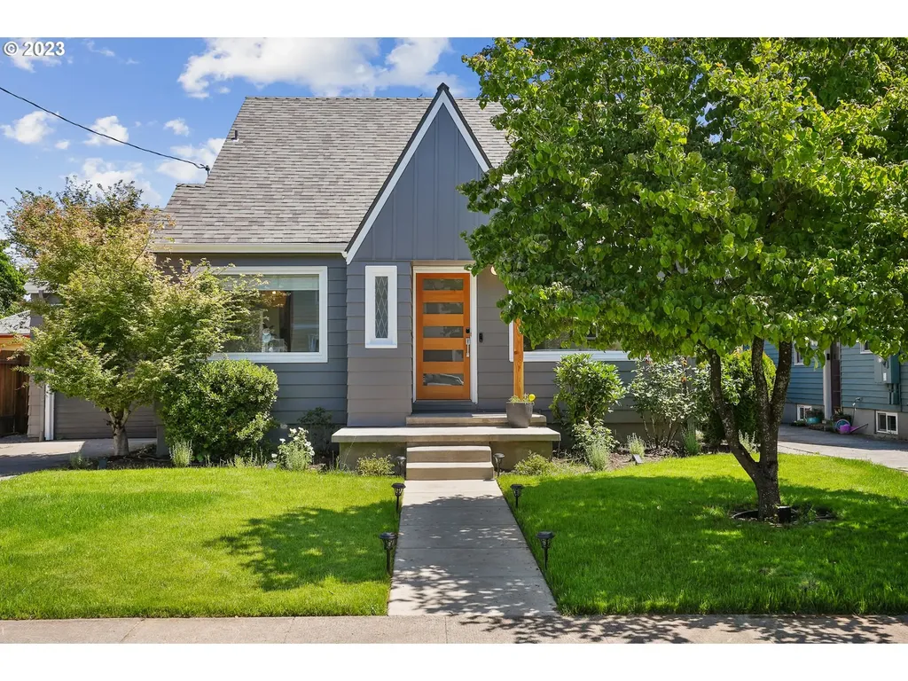 3202 SE 57th Avenue Portland OR 97206
