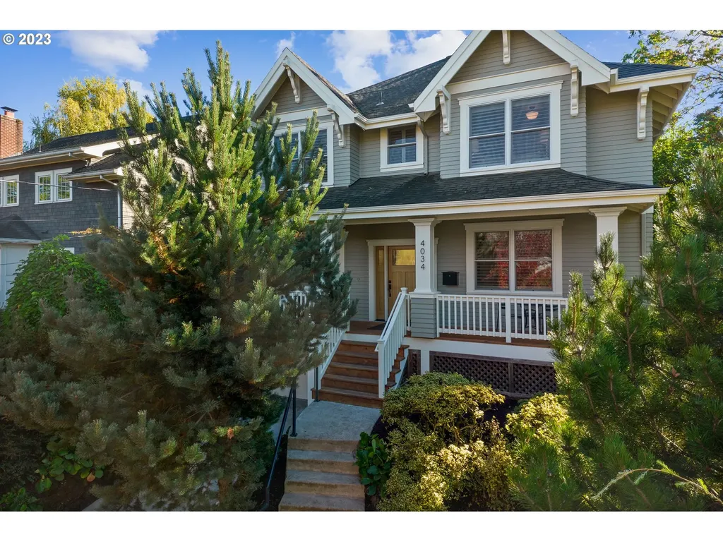 4034 NE Hazelfern Place Portland OR 97232