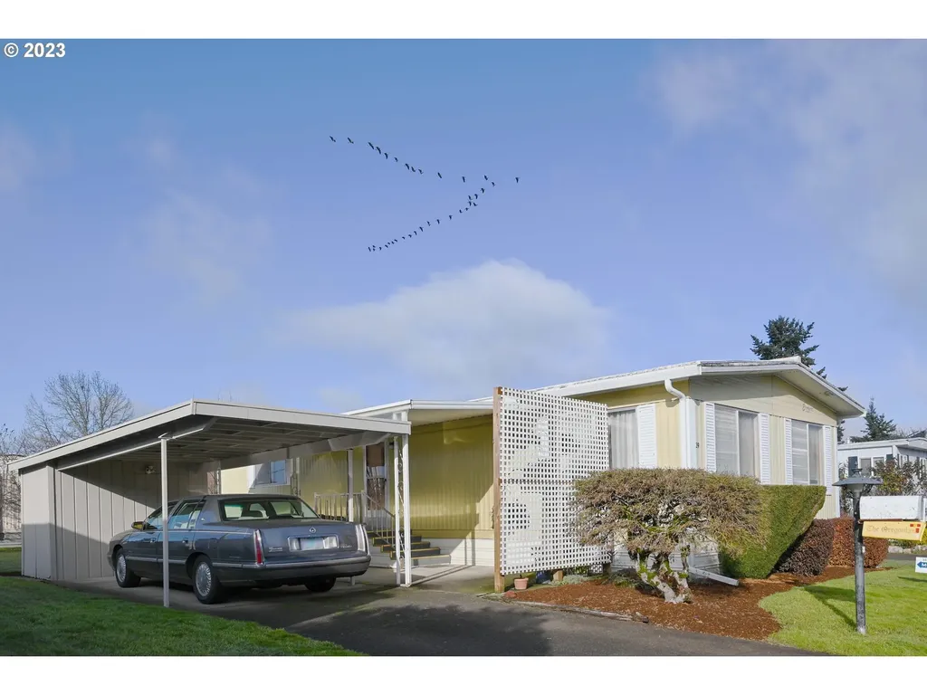 2681 SE River Road Hillsboro OR 97123