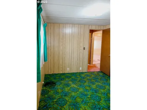 2681 SE River Road Hillsboro OR 97123