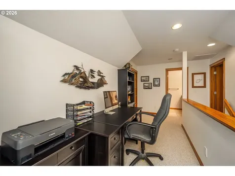 88082 Leeward Drive Florence OR 97439