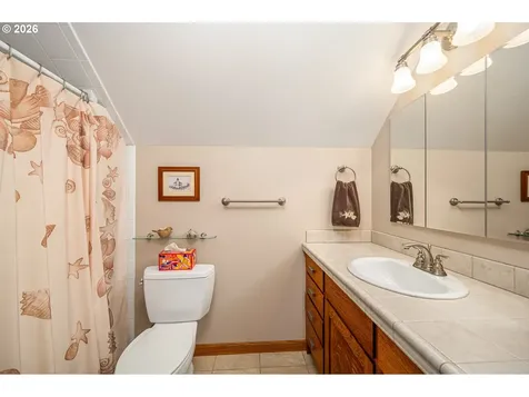 88082 Leeward Drive Florence OR 97439