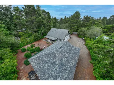 88082 Leeward Drive Florence OR 97439