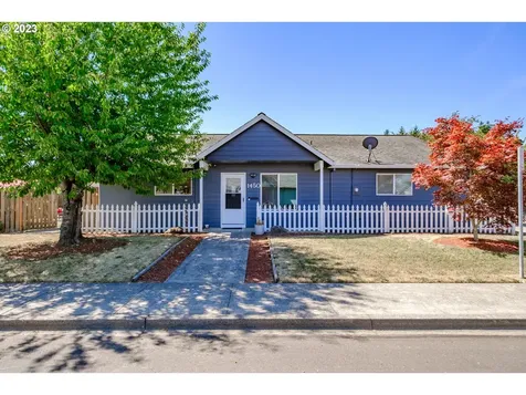 1450 Sw Emily Drive Mcminnville OR 97128