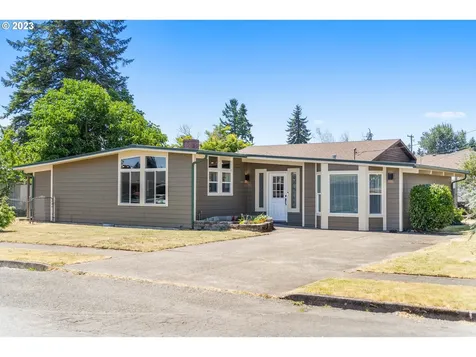 910 W Locust Street Stayton OR 97383