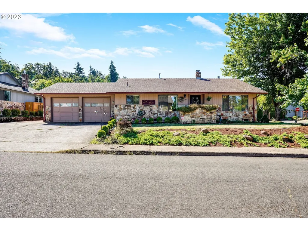 510 Jay Street Silverton OR 97381
