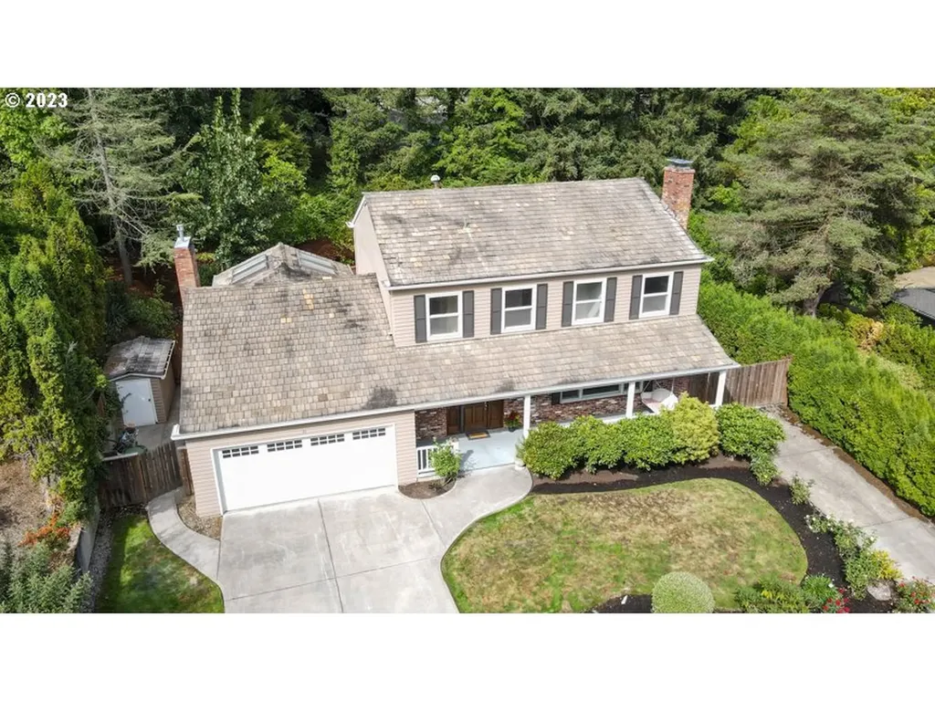 31 Churchill Downs Lake Oswego OR 97035