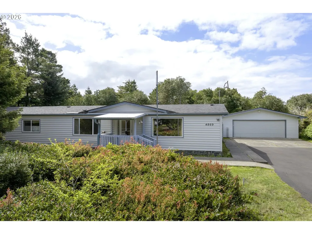 4869 Seapine Drive Florence OR 97439