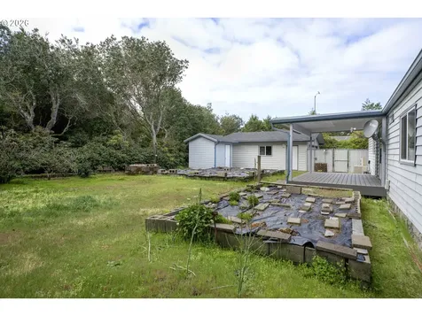 4869 Seapine Drive Florence OR 97439