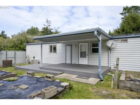 4869 Seapine Drive Florence OR 97439