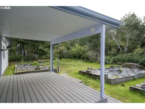 4869 Seapine Drive Florence OR 97439