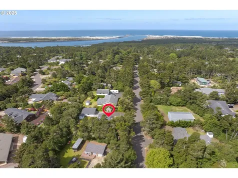 4869 Seapine Drive Florence OR 97439