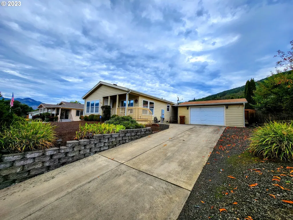 106 Margie Court Myrtle Creek OR 97457